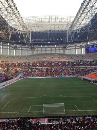 奥运会自由式滑雪赛场，精彩瞬间震撼观众