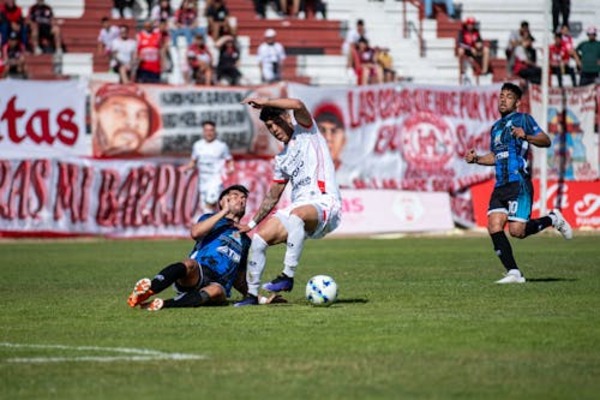 国际油价突破关键关口，亚洲市场剧烈震荡